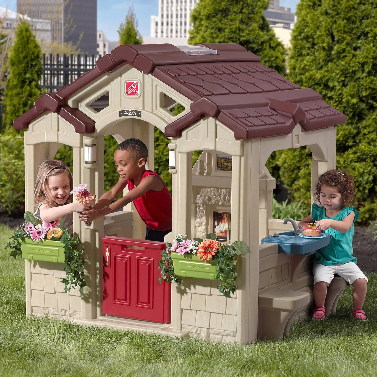 Step2 Charming Cottage Playhouse