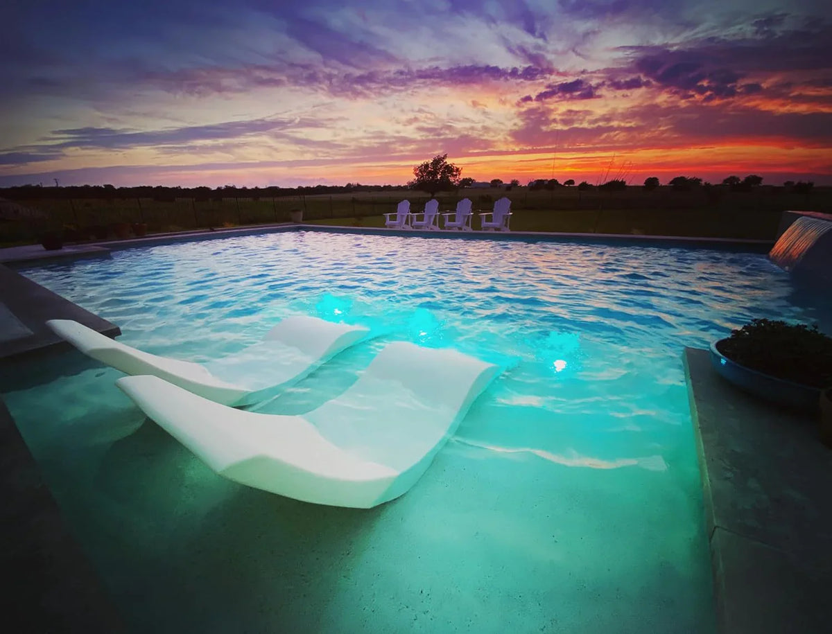 Classic White - in-Pool Chaise Lounger �� Designed for Water Depths Up to 9�� �� Aqua Outdoors �� Set of 2 �� Compatible with All Pool Types - Poolside & Sun Deck Tanning